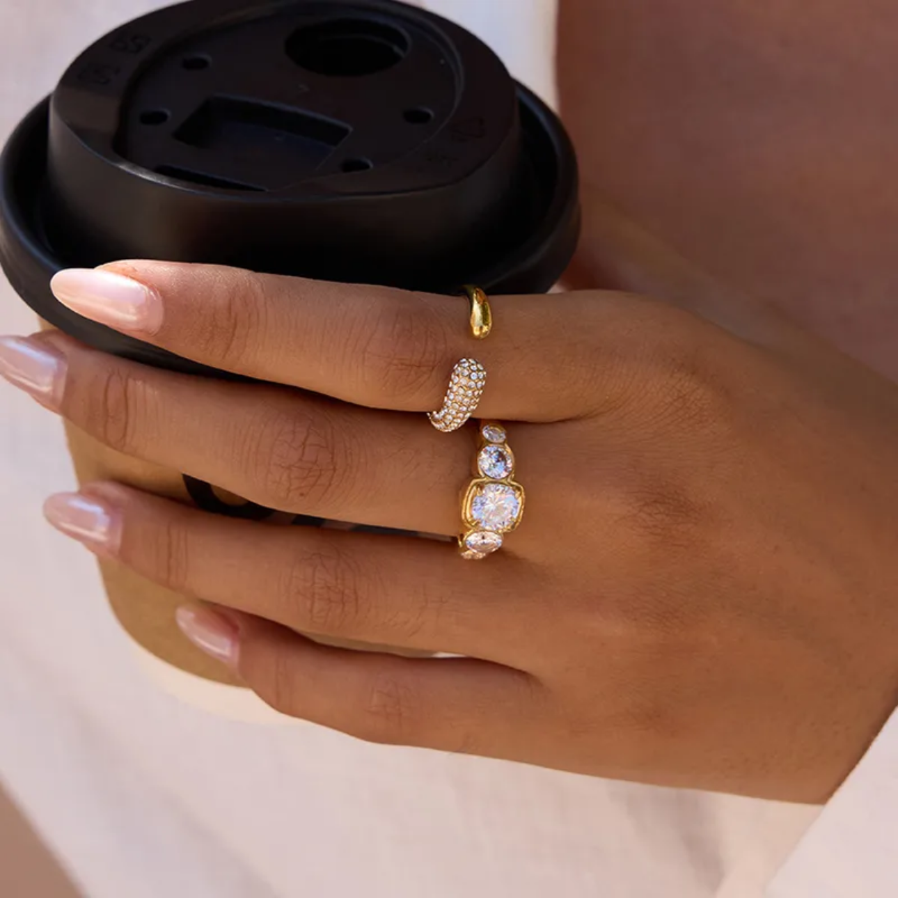 Anillo Aurora – Zirconia Clásica 18K Gold