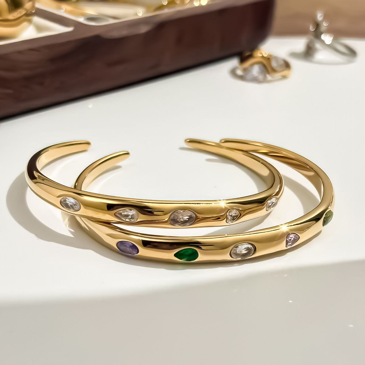 Bangle Zirconia Multicolor | Stainless Steel con Baño en Oro 18K