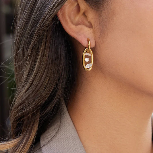 Pantallas “Aura Dorada” – Zirconia Oval Elegance